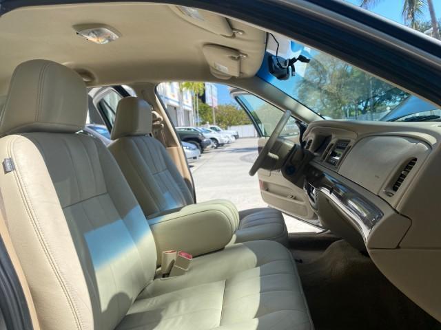 2009 Silver Birch Metallic /Light camel Mercury Grand Marquis LS LOW MILES 54,807 (2MEHM75V99X) with an 4.6L OHC SEFI FFV V8 Engine engine, Automatic transmission, located at 4701 North Dixie Hwy, Pompano Beach, FL, 33064, (954) 422-2889, 26.240938, -80.123474 - OUR WEBPAGE FLORIDACARS1.COM HAS OVER 100 PHOTOS AND FREE CARFAX LINK 2009 Mercury Grand Marquis LS Sedan 4 DR 4.6L V8 F SOHC 16V Flex Fuel 25 MPG Rear Wheel Drive Features ABS Brakes Air Conditioning Alloy Wheels AM/FM Stereo Automatic Transmission CD Audio Cruise Control Flex Fuel Vehicle Leather - Photo#12