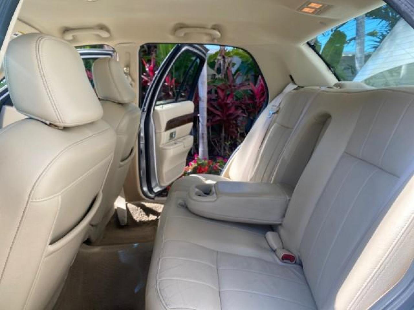 2009 Silver Birch Metallic /Light camel Mercury Grand Marquis LS LOW MILES 54,807 (2MEHM75V99X) with an 4.6L OHC SEFI FFV V8 Engine engine, Automatic transmission, located at 4701 North Dixie Hwy, Pompano Beach, FL, 33064, (954) 422-2889, 26.240938, -80.123474 - OUR WEBPAGE FLORIDACARS1.COM HAS OVER 100 PHOTOS AND FREE CARFAX LINK 2009 Mercury Grand Marquis LS Sedan 4 DR 4.6L V8 F SOHC 16V Flex Fuel 25 MPG Rear Wheel Drive Features ABS Brakes Air Conditioning Alloy Wheels AM/FM Stereo Automatic Transmission CD Audio Cruise Control Flex Fuel Vehicle Leather- Photo#14