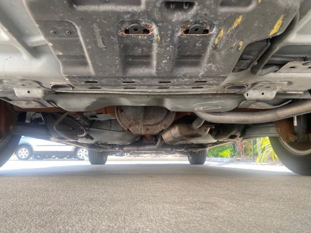 2009 Silver Birch Metallic /Light camel Mercury Grand Marquis LS LOW MILES 54,807 (2MEHM75V99X) with an 4.6L OHC SEFI FFV V8 Engine engine, Automatic transmission, located at 4701 North Dixie Hwy, Pompano Beach, FL, 33064, (954) 422-2889, 26.240938, -80.123474 - OUR WEBPAGE FLORIDACARS1.COM HAS OVER 100 PHOTOS AND FREE CARFAX LINK 2009 Mercury Grand Marquis LS Sedan 4 DR 4.6L V8 F SOHC 16V Flex Fuel 25 MPG Rear Wheel Drive Features ABS Brakes Air Conditioning Alloy Wheels AM/FM Stereo Automatic Transmission CD Audio Cruise Control Flex Fuel Vehicle Leather - Photo#22