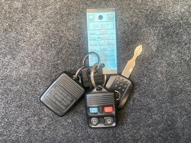 2009 Silver Birch Metallic /Light camel Mercury Grand Marquis LS LOW MILES 54,807 (2MEHM75V99X) with an 4.6L OHC SEFI FFV V8 Engine engine, Automatic transmission, located at 4701 North Dixie Hwy, Pompano Beach, FL, 33064, (954) 422-2889, 26.240938, -80.123474 - OUR WEBPAGE FLORIDACARS1.COM HAS OVER 100 PHOTOS AND FREE CARFAX LINK 2009 Mercury Grand Marquis LS Sedan 4 DR 4.6L V8 F SOHC 16V Flex Fuel 25 MPG Rear Wheel Drive Features ABS Brakes Air Conditioning Alloy Wheels AM/FM Stereo Automatic Transmission CD Audio Cruise Control Flex Fuel Vehicle Leather - Photo#23