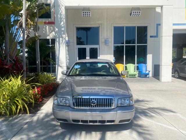 2009 Silver Birch Metallic /Light camel Mercury Grand Marquis LS LOW MILES 54,807 (2MEHM75V99X) with an 4.6L OHC SEFI FFV V8 Engine engine, Automatic transmission, located at 4701 North Dixie Hwy, Pompano Beach, FL, 33064, (954) 422-2889, 26.240938, -80.123474 - OUR WEBPAGE FLORIDACARS1.COM HAS OVER 100 PHOTOS AND FREE CARFAX LINK 2009 Mercury Grand Marquis LS Sedan 4 DR 4.6L V8 F SOHC 16V Flex Fuel 25 MPG Rear Wheel Drive Features ABS Brakes Air Conditioning Alloy Wheels AM/FM Stereo Automatic Transmission CD Audio Cruise Control Flex Fuel Vehicle Leather - Photo#24