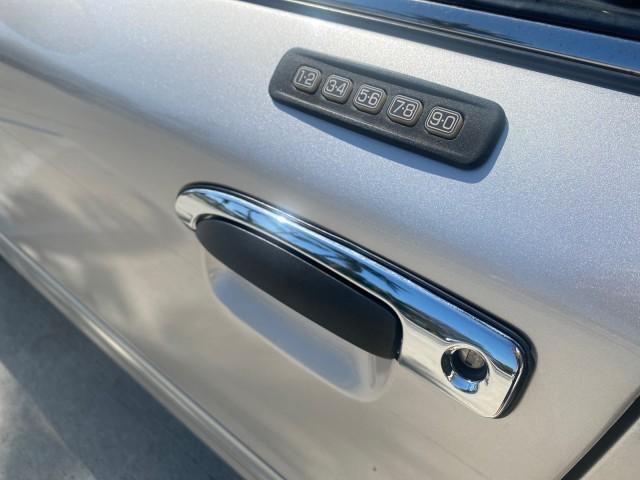 2009 Silver Birch Metallic /Light camel Mercury Grand Marquis LS LOW MILES 54,807 (2MEHM75V99X) with an 4.6L OHC SEFI FFV V8 Engine engine, Automatic transmission, located at 4701 North Dixie Hwy, Pompano Beach, FL, 33064, (954) 422-2889, 26.240938, -80.123474 - OUR WEBPAGE FLORIDACARS1.COM HAS OVER 100 PHOTOS AND FREE CARFAX LINK 2009 Mercury Grand Marquis LS Sedan 4 DR 4.6L V8 F SOHC 16V Flex Fuel 25 MPG Rear Wheel Drive Features ABS Brakes Air Conditioning Alloy Wheels AM/FM Stereo Automatic Transmission CD Audio Cruise Control Flex Fuel Vehicle Leather - Photo#35