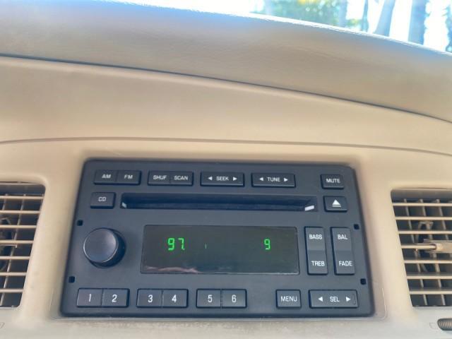 2009 Silver Birch Metallic /Light camel Mercury Grand Marquis LS LOW MILES 54,807 (2MEHM75V99X) with an 4.6L OHC SEFI FFV V8 Engine engine, Automatic transmission, located at 4701 North Dixie Hwy, Pompano Beach, FL, 33064, (954) 422-2889, 26.240938, -80.123474 - OUR WEBPAGE FLORIDACARS1.COM HAS OVER 100 PHOTOS AND FREE CARFAX LINK 2009 Mercury Grand Marquis LS Sedan 4 DR 4.6L V8 F SOHC 16V Flex Fuel 25 MPG Rear Wheel Drive Features ABS Brakes Air Conditioning Alloy Wheels AM/FM Stereo Automatic Transmission CD Audio Cruise Control Flex Fuel Vehicle Leather - Photo#56