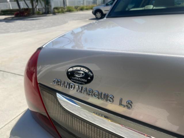 2009 Silver Birch Metallic /Light camel Mercury Grand Marquis LS LOW MILES 54,807 (2MEHM75V99X) with an 4.6L OHC SEFI FFV V8 Engine engine, Automatic transmission, located at 4701 North Dixie Hwy, Pompano Beach, FL, 33064, (954) 422-2889, 26.240938, -80.123474 - OUR WEBPAGE FLORIDACARS1.COM HAS OVER 100 PHOTOS AND FREE CARFAX LINK 2009 Mercury Grand Marquis LS Sedan 4 DR 4.6L V8 F SOHC 16V Flex Fuel 25 MPG Rear Wheel Drive Features ABS Brakes Air Conditioning Alloy Wheels AM/FM Stereo Automatic Transmission CD Audio Cruise Control Flex Fuel Vehicle Leather - Photo#82