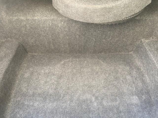 2009 Silver Birch Metallic /Light camel Mercury Grand Marquis LS LOW MILES 54,807 (2MEHM75V99X) with an 4.6L OHC SEFI FFV V8 Engine engine, Automatic transmission, located at 4701 North Dixie Hwy, Pompano Beach, FL, 33064, (954) 422-2889, 26.240938, -80.123474 - OUR WEBPAGE FLORIDACARS1.COM HAS OVER 100 PHOTOS AND FREE CARFAX LINK 2009 Mercury Grand Marquis LS Sedan 4 DR 4.6L V8 F SOHC 16V Flex Fuel 25 MPG Rear Wheel Drive Features ABS Brakes Air Conditioning Alloy Wheels AM/FM Stereo Automatic Transmission CD Audio Cruise Control Flex Fuel Vehicle Leather - Photo#86