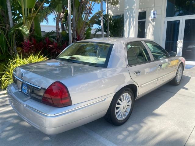 2009 Silver Birch Metallic /Light camel Mercury Grand Marquis LS LOW MILES 54,807 (2MEHM75V99X) with an 4.6L OHC SEFI FFV V8 Engine engine, Automatic transmission, located at 4701 North Dixie Hwy, Pompano Beach, FL, 33064, (954) 422-2889, 26.240938, -80.123474 - OUR WEBPAGE FLORIDACARS1.COM HAS OVER 100 PHOTOS AND FREE CARFAX LINK 2009 Mercury Grand Marquis LS Sedan 4 DR 4.6L V8 F SOHC 16V Flex Fuel 25 MPG Rear Wheel Drive Features ABS Brakes Air Conditioning Alloy Wheels AM/FM Stereo Automatic Transmission CD Audio Cruise Control Flex Fuel Vehicle Leather - Photo#90