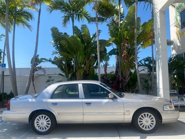 2009 Silver Birch Metallic /Light camel Mercury Grand Marquis LS LOW MILES 54,807 (2MEHM75V99X) with an 4.6L OHC SEFI FFV V8 Engine engine, Automatic transmission, located at 4701 North Dixie Hwy, Pompano Beach, FL, 33064, (954) 422-2889, 26.240938, -80.123474 - OUR WEBPAGE FLORIDACARS1.COM HAS OVER 100 PHOTOS AND FREE CARFAX LINK 2009 Mercury Grand Marquis LS Sedan 4 DR 4.6L V8 F SOHC 16V Flex Fuel 25 MPG Rear Wheel Drive Features ABS Brakes Air Conditioning Alloy Wheels AM/FM Stereo Automatic Transmission CD Audio Cruise Control Flex Fuel Vehicle Leather - Photo#92
