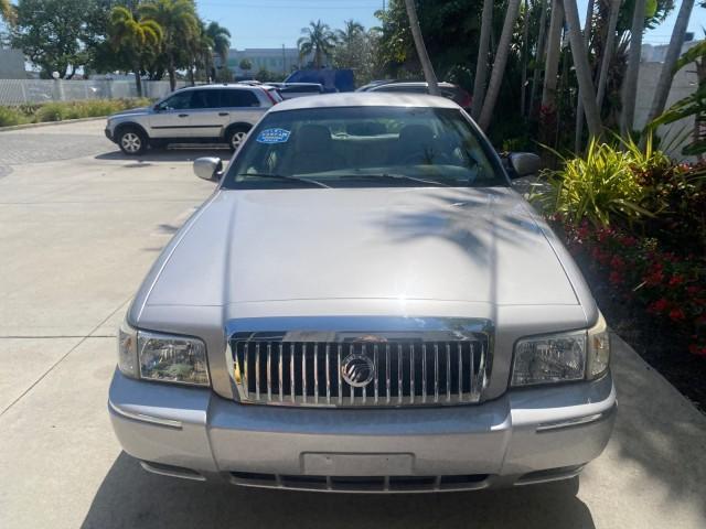 2009 Silver Birch Metallic /Light camel Mercury Grand Marquis LS LOW MILES 54,807 (2MEHM75V99X) with an 4.6L OHC SEFI FFV V8 Engine engine, Automatic transmission, located at 4701 North Dixie Hwy, Pompano Beach, FL, 33064, (954) 422-2889, 26.240938, -80.123474 - OUR WEBPAGE FLORIDACARS1.COM HAS OVER 100 PHOTOS AND FREE CARFAX LINK 2009 Mercury Grand Marquis LS Sedan 4 DR 4.6L V8 F SOHC 16V Flex Fuel 25 MPG Rear Wheel Drive Features ABS Brakes Air Conditioning Alloy Wheels AM/FM Stereo Automatic Transmission CD Audio Cruise Control Flex Fuel Vehicle Leather - Photo#96