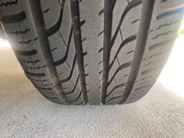 2009 Silver Birch Metallic /Light camel Mercury Grand Marquis LS LOW MILES 54,807 (2MEHM75V99X) with an 4.6L OHC SEFI FFV V8 Engine engine, Automatic transmission, located at 4701 North Dixie Hwy, Pompano Beach, FL, 33064, (954) 422-2889, 26.240938, -80.123474 - OUR WEBPAGE FLORIDACARS1.COM HAS OVER 100 PHOTOS AND FREE CARFAX LINK 2009 Mercury Grand Marquis LS Sedan 4 DR 4.6L V8 F SOHC 16V Flex Fuel 25 MPG Rear Wheel Drive Features ABS Brakes Air Conditioning Alloy Wheels AM/FM Stereo Automatic Transmission CD Audio Cruise Control Flex Fuel Vehicle Leather - Photo#98