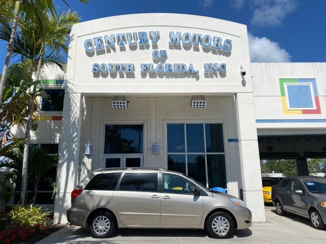 2006 Desert Sand Mica /Taupe Toyota Sienna VAN LE LOW MILES 78,653 (5TDZA23C86S) with an 3.3L 24-Valve SEFI DOHC VVT-i V6 Engine engine, Automatic transmission, located at 4701 North Dixie Hwy, Pompano Beach, FL, 33064, (954) 422-2889, 26.240938, -80.123474 - OUR WEBPAGE FLORIDACARS1.COM HAS OVER 100 PHOTOS AND FREE CARFAX LINK 2006 Toyota Sienna LE 7 Passenger Van 3.3L V6 Gasoline 26 MPG Front Wheel Drive Features ABS Brakes Air Conditioning AM/FM Stereo Automatic Transmission CD Audio Cloth Seats Cruise Control Fold-Away Third Row Full Roof Rack Power - Photo#0