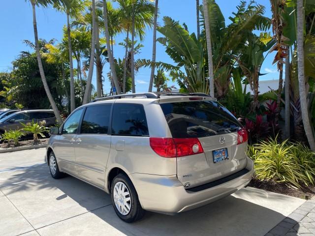 2006 Desert Sand Mica /Taupe Toyota Sienna VAN LE LOW MILES 78,653 (5TDZA23C86S) with an 3.3L 24-Valve SEFI DOHC VVT-i V6 Engine engine, Automatic transmission, located at 4701 North Dixie Hwy, Pompano Beach, FL, 33064, (954) 422-2889, 26.240938, -80.123474 - OUR WEBPAGE FLORIDACARS1.COM HAS OVER 100 PHOTOS AND FREE CARFAX LINK 2006 Toyota Sienna LE 7 Passenger Van 3.3L V6 Gasoline 26 MPG Front Wheel Drive Features ABS Brakes Air Conditioning AM/FM Stereo Automatic Transmission CD Audio Cloth Seats Cruise Control Fold-Away Third Row Full Roof Rack Power - Photo#5