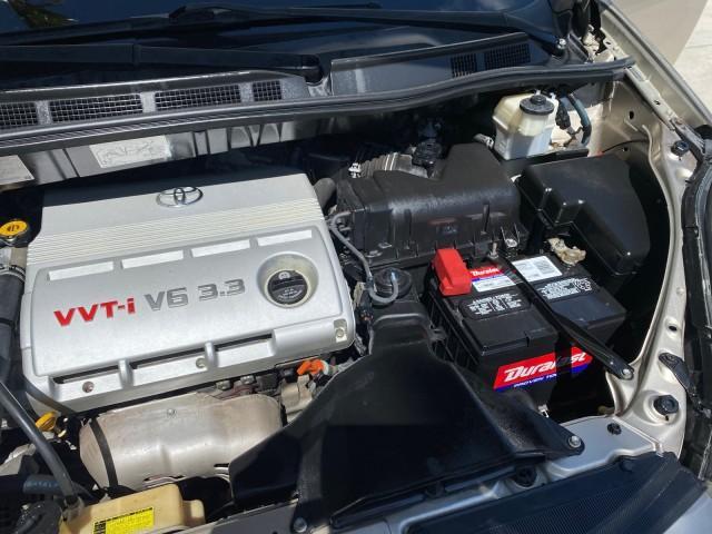 2006 Desert Sand Mica /Taupe Toyota Sienna VAN LE LOW MILES 78,653 (5TDZA23C86S) with an 3.3L 24-Valve SEFI DOHC VVT-i V6 Engine engine, Automatic transmission, located at 4701 North Dixie Hwy, Pompano Beach, FL, 33064, (954) 422-2889, 26.240938, -80.123474 - OUR WEBPAGE FLORIDACARS1.COM HAS OVER 100 PHOTOS AND FREE CARFAX LINK 2006 Toyota Sienna LE 7 Passenger Van 3.3L V6 Gasoline 26 MPG Front Wheel Drive Features ABS Brakes Air Conditioning AM/FM Stereo Automatic Transmission CD Audio Cloth Seats Cruise Control Fold-Away Third Row Full Roof Rack Power - Photo#25