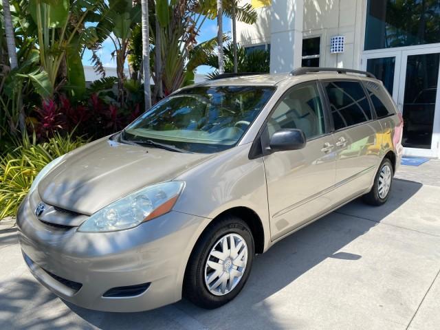 2006 Desert Sand Mica /Taupe Toyota Sienna VAN LE LOW MILES 78,653 (5TDZA23C86S) with an 3.3L 24-Valve SEFI DOHC VVT-i V6 Engine engine, Automatic transmission, located at 4701 North Dixie Hwy, Pompano Beach, FL, 33064, (954) 422-2889, 26.240938, -80.123474 - OUR WEBPAGE FLORIDACARS1.COM HAS OVER 100 PHOTOS AND FREE CARFAX LINK 2006 Toyota Sienna LE 7 Passenger Van 3.3L V6 Gasoline 26 MPG Front Wheel Drive Features ABS Brakes Air Conditioning AM/FM Stereo Automatic Transmission CD Audio Cloth Seats Cruise Control Fold-Away Third Row Full Roof Rack Power - Photo#29