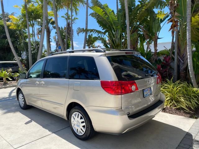 2006 Desert Sand Mica /Taupe Toyota Sienna VAN LE LOW MILES 78,653 (5TDZA23C86S) with an 3.3L 24-Valve SEFI DOHC VVT-i V6 Engine engine, Automatic transmission, located at 4701 North Dixie Hwy, Pompano Beach, FL, 33064, (954) 422-2889, 26.240938, -80.123474 - OUR WEBPAGE FLORIDACARS1.COM HAS OVER 100 PHOTOS AND FREE CARFAX LINK 2006 Toyota Sienna LE 7 Passenger Van 3.3L V6 Gasoline 26 MPG Front Wheel Drive Features ABS Brakes Air Conditioning AM/FM Stereo Automatic Transmission CD Audio Cloth Seats Cruise Control Fold-Away Third Row Full Roof Rack Power - Photo#32