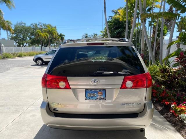 2006 Desert Sand Mica /Taupe Toyota Sienna VAN LE LOW MILES 78,653 (5TDZA23C86S) with an 3.3L 24-Valve SEFI DOHC VVT-i V6 Engine engine, Automatic transmission, located at 4701 North Dixie Hwy, Pompano Beach, FL, 33064, (954) 422-2889, 26.240938, -80.123474 - OUR WEBPAGE FLORIDACARS1.COM HAS OVER 100 PHOTOS AND FREE CARFAX LINK 2006 Toyota Sienna LE 7 Passenger Van 3.3L V6 Gasoline 26 MPG Front Wheel Drive Features ABS Brakes Air Conditioning AM/FM Stereo Automatic Transmission CD Audio Cloth Seats Cruise Control Fold-Away Third Row Full Roof Rack Power - Photo#35
