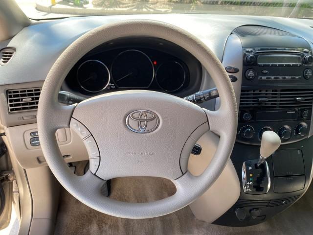 2006 Desert Sand Mica /Taupe Toyota Sienna VAN LE LOW MILES 78,653 (5TDZA23C86S) with an 3.3L 24-Valve SEFI DOHC VVT-i V6 Engine engine, Automatic transmission, located at 4701 North Dixie Hwy, Pompano Beach, FL, 33064, (954) 422-2889, 26.240938, -80.123474 - OUR WEBPAGE FLORIDACARS1.COM HAS OVER 100 PHOTOS AND FREE CARFAX LINK 2006 Toyota Sienna LE 7 Passenger Van 3.3L V6 Gasoline 26 MPG Front Wheel Drive Features ABS Brakes Air Conditioning AM/FM Stereo Automatic Transmission CD Audio Cloth Seats Cruise Control Fold-Away Third Row Full Roof Rack Power - Photo#48