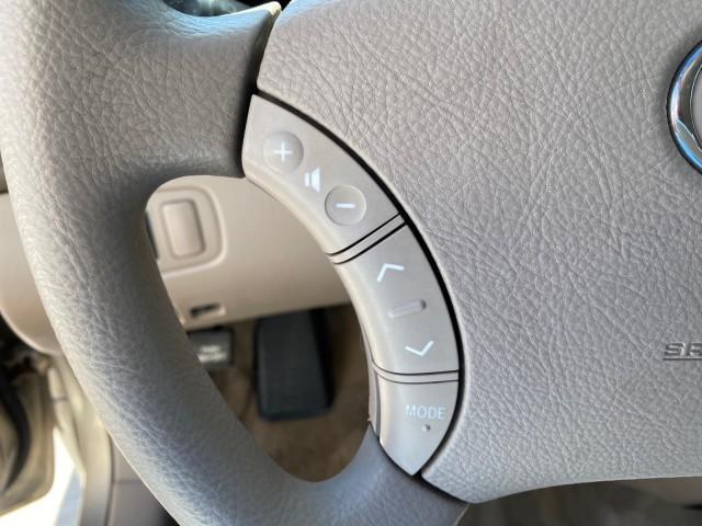 2006 Desert Sand Mica /Taupe Toyota Sienna VAN LE LOW MILES 78,653 (5TDZA23C86S) with an 3.3L 24-Valve SEFI DOHC VVT-i V6 Engine engine, Automatic transmission, located at 4701 North Dixie Hwy, Pompano Beach, FL, 33064, (954) 422-2889, 26.240938, -80.123474 - OUR WEBPAGE FLORIDACARS1.COM HAS OVER 100 PHOTOS AND FREE CARFAX LINK 2006 Toyota Sienna LE 7 Passenger Van 3.3L V6 Gasoline 26 MPG Front Wheel Drive Features ABS Brakes Air Conditioning AM/FM Stereo Automatic Transmission CD Audio Cloth Seats Cruise Control Fold-Away Third Row Full Roof Rack Power - Photo#49