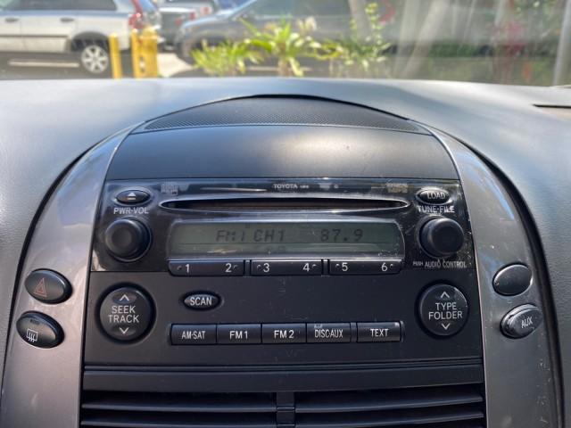 2006 Desert Sand Mica /Taupe Toyota Sienna VAN LE LOW MILES 78,653 (5TDZA23C86S) with an 3.3L 24-Valve SEFI DOHC VVT-i V6 Engine engine, Automatic transmission, located at 4701 North Dixie Hwy, Pompano Beach, FL, 33064, (954) 422-2889, 26.240938, -80.123474 - OUR WEBPAGE FLORIDACARS1.COM HAS OVER 100 PHOTOS AND FREE CARFAX LINK 2006 Toyota Sienna LE 7 Passenger Van 3.3L V6 Gasoline 26 MPG Front Wheel Drive Features ABS Brakes Air Conditioning AM/FM Stereo Automatic Transmission CD Audio Cloth Seats Cruise Control Fold-Away Third Row Full Roof Rack Power - Photo#57