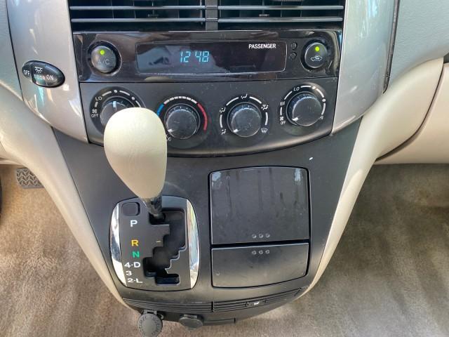 2006 Desert Sand Mica /Taupe Toyota Sienna VAN LE LOW MILES 78,653 (5TDZA23C86S) with an 3.3L 24-Valve SEFI DOHC VVT-i V6 Engine engine, Automatic transmission, located at 4701 North Dixie Hwy, Pompano Beach, FL, 33064, (954) 422-2889, 26.240938, -80.123474 - OUR WEBPAGE FLORIDACARS1.COM HAS OVER 100 PHOTOS AND FREE CARFAX LINK 2006 Toyota Sienna LE 7 Passenger Van 3.3L V6 Gasoline 26 MPG Front Wheel Drive Features ABS Brakes Air Conditioning AM/FM Stereo Automatic Transmission CD Audio Cloth Seats Cruise Control Fold-Away Third Row Full Roof Rack Power - Photo#59