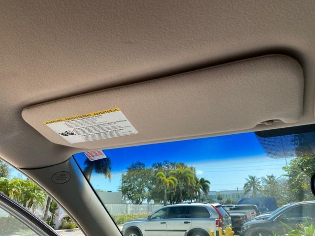 2006 Desert Sand Mica /Taupe Toyota Sienna VAN LE LOW MILES 78,653 (5TDZA23C86S) with an 3.3L 24-Valve SEFI DOHC VVT-i V6 Engine engine, Automatic transmission, located at 4701 North Dixie Hwy, Pompano Beach, FL, 33064, (954) 422-2889, 26.240938, -80.123474 - OUR WEBPAGE FLORIDACARS1.COM HAS OVER 100 PHOTOS AND FREE CARFAX LINK 2006 Toyota Sienna LE 7 Passenger Van 3.3L V6 Gasoline 26 MPG Front Wheel Drive Features ABS Brakes Air Conditioning AM/FM Stereo Automatic Transmission CD Audio Cloth Seats Cruise Control Fold-Away Third Row Full Roof Rack Power - Photo#67
