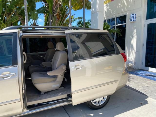 2006 Desert Sand Mica /Taupe Toyota Sienna VAN LE LOW MILES 78,653 (5TDZA23C86S) with an 3.3L 24-Valve SEFI DOHC VVT-i V6 Engine engine, Automatic transmission, located at 4701 North Dixie Hwy, Pompano Beach, FL, 33064, (954) 422-2889, 26.240938, -80.123474 - OUR WEBPAGE FLORIDACARS1.COM HAS OVER 100 PHOTOS AND FREE CARFAX LINK 2006 Toyota Sienna LE 7 Passenger Van 3.3L V6 Gasoline 26 MPG Front Wheel Drive Features ABS Brakes Air Conditioning AM/FM Stereo Automatic Transmission CD Audio Cloth Seats Cruise Control Fold-Away Third Row Full Roof Rack Power - Photo#73
