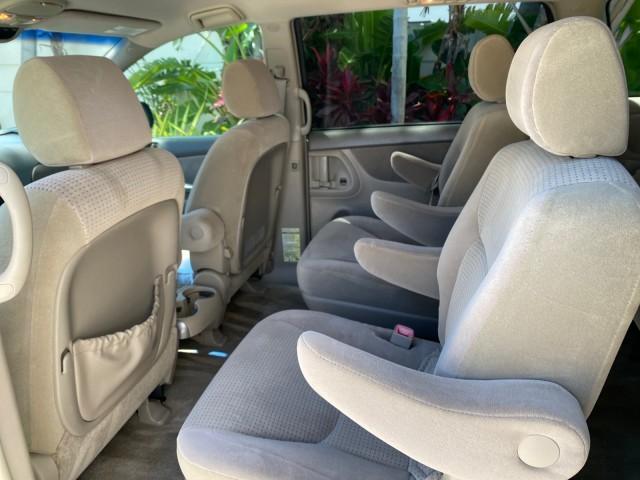 2006 Desert Sand Mica /Taupe Toyota Sienna VAN LE LOW MILES 78,653 (5TDZA23C86S) with an 3.3L 24-Valve SEFI DOHC VVT-i V6 Engine engine, Automatic transmission, located at 4701 North Dixie Hwy, Pompano Beach, FL, 33064, (954) 422-2889, 26.240938, -80.123474 - OUR WEBPAGE FLORIDACARS1.COM HAS OVER 100 PHOTOS AND FREE CARFAX LINK 2006 Toyota Sienna LE 7 Passenger Van 3.3L V6 Gasoline 26 MPG Front Wheel Drive Features ABS Brakes Air Conditioning AM/FM Stereo Automatic Transmission CD Audio Cloth Seats Cruise Control Fold-Away Third Row Full Roof Rack Power - Photo#78
