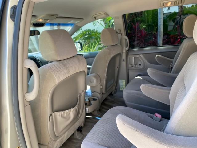 2006 Desert Sand Mica /Taupe Toyota Sienna VAN LE LOW MILES 78,653 (5TDZA23C86S) with an 3.3L 24-Valve SEFI DOHC VVT-i V6 Engine engine, Automatic transmission, located at 4701 North Dixie Hwy, Pompano Beach, FL, 33064, (954) 422-2889, 26.240938, -80.123474 - OUR WEBPAGE FLORIDACARS1.COM HAS OVER 100 PHOTOS AND FREE CARFAX LINK 2006 Toyota Sienna LE 7 Passenger Van 3.3L V6 Gasoline 26 MPG Front Wheel Drive Features ABS Brakes Air Conditioning AM/FM Stereo Automatic Transmission CD Audio Cloth Seats Cruise Control Fold-Away Third Row Full Roof Rack Power - Photo#79