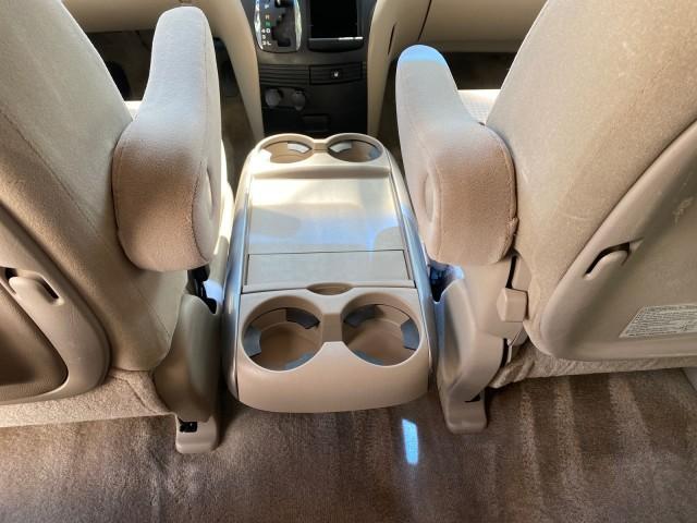 2006 Desert Sand Mica /Taupe Toyota Sienna VAN LE LOW MILES 78,653 (5TDZA23C86S) with an 3.3L 24-Valve SEFI DOHC VVT-i V6 Engine engine, Automatic transmission, located at 4701 North Dixie Hwy, Pompano Beach, FL, 33064, (954) 422-2889, 26.240938, -80.123474 - OUR WEBPAGE FLORIDACARS1.COM HAS OVER 100 PHOTOS AND FREE CARFAX LINK 2006 Toyota Sienna LE 7 Passenger Van 3.3L V6 Gasoline 26 MPG Front Wheel Drive Features ABS Brakes Air Conditioning AM/FM Stereo Automatic Transmission CD Audio Cloth Seats Cruise Control Fold-Away Third Row Full Roof Rack Power - Photo#80