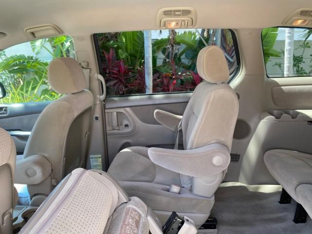 2006 Desert Sand Mica /Taupe Toyota Sienna VAN LE LOW MILES 78,653 (5TDZA23C86S) with an 3.3L 24-Valve SEFI DOHC VVT-i V6 Engine engine, Automatic transmission, located at 4701 North Dixie Hwy, Pompano Beach, FL, 33064, (954) 422-2889, 26.240938, -80.123474 - OUR WEBPAGE FLORIDACARS1.COM HAS OVER 100 PHOTOS AND FREE CARFAX LINK 2006 Toyota Sienna LE 7 Passenger Van 3.3L V6 Gasoline 26 MPG Front Wheel Drive Features ABS Brakes Air Conditioning AM/FM Stereo Automatic Transmission CD Audio Cloth Seats Cruise Control Fold-Away Third Row Full Roof Rack Power - Photo#88