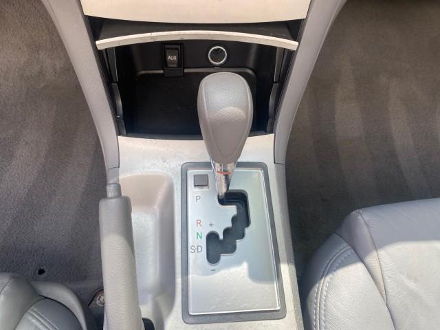 2008 Blizzard White Pearl /Dark Gray Toyota Camry Solara SE CONVERTIBLE LOW MILES 74,665 (4T1FA38PX8U) with an 3.3L DOHC SMPI VVT-i 24-Valve V6 Engine engine, Automatic transmission, located at 4701 North Dixie Hwy, Pompano Beach, FL, 33064, (954) 422-2889, 26.240938, -80.123474 - OUR WEBPAGE FLORIDACARS1.COM HAS OVER 100 PHOTOS AND FREE CARFAX LINK 2008 Toyota Camry Solara SE V6 Convertible 3.3L V6 F DOHC 24V Gasoline 29 MPG Front Wheel Drive Features ABS Brakes Air Conditioning Alloy Wheels AM/FM Stereo Automatic Transmission Auxiliary Audio Input CD Audio Cruise Control Le - Photo#84