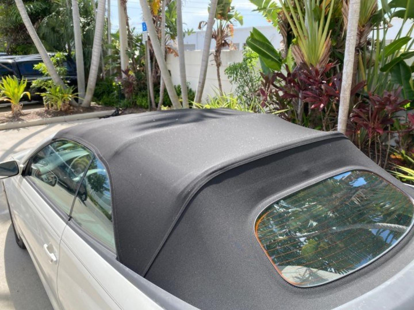 2008 Blizzard White Pearl /Dark Gray Toyota Camry Solara SE CONVERTIBLE LOW MILES 74,665 (4T1FA38PX8U) with an 3.3L DOHC SMPI VVT-i 24-Valve V6 Engine engine, Automatic transmission, located at 4701 North Dixie Hwy, Pompano Beach, FL, 33064, (954) 422-2889, 26.240938, -80.123474 - OUR WEBPAGE FLORIDACARS1.COM HAS OVER 100 PHOTOS AND FREE CARFAX LINK 2008 Toyota Camry Solara SE V6 Convertible 3.3L V6 F DOHC 24V Gasoline 29 MPG Front Wheel Drive Features ABS Brakes Air Conditioning Alloy Wheels AM/FM Stereo Automatic Transmission Auxiliary Audio Input CD Audio Cruise Control Le- Photo#66