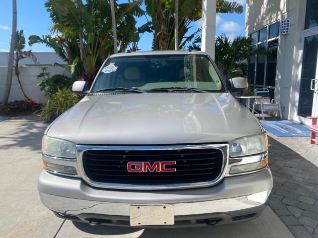 2004 Sandalwood Metallic /Neutral/Shale GMC Yukon XL SLE 1 OWNER LEATHER SUNROOF (1GKEC16Z44J) with an 5.3L Vortec 5300 V8 SFI Flex-Fuel Engine engine, Automatic transmission, located at 4701 North Dixie Hwy, Pompano Beach, FL, 33064, (954) 422-2889, 26.240938, -80.123474 - OUR WEBPAGE FLORIDACARS1.COM HAS OVER 100 PHOTOS AND FREE CARFAX LINK 2004 GMC Yukon XL 1500 SLT 1 OWNER 4 Door Wagon/Sport Utility 5.3L V8 F Flex Fuel 18 MPG Rear Wheel Drive Features ABS Brakes Air Conditioning Alloy Wheels AM/FM Stereo Automatic Transmission Cassette Player CD Audio Cloth Seats C - Photo#2