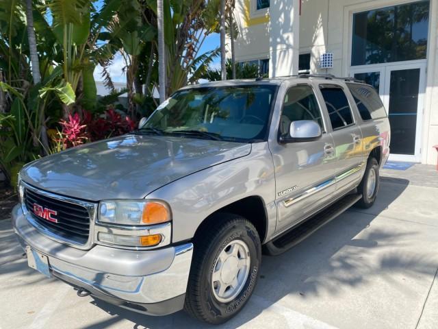 2004 Sandalwood Metallic /Neutral/Shale GMC Yukon XL SLE 1 OWNER LEATHER SUNROOF (1GKEC16Z44J) with an 5.3L Vortec 5300 V8 SFI Flex-Fuel Engine engine, Automatic transmission, located at 4701 North Dixie Hwy, Pompano Beach, FL, 33064, (954) 422-2889, 26.240938, -80.123474 - OUR WEBPAGE FLORIDACARS1.COM HAS OVER 100 PHOTOS AND FREE CARFAX LINK 2004 GMC Yukon XL 1500 SLT 1 OWNER 4 Door Wagon/Sport Utility 5.3L V8 F Flex Fuel 18 MPG Rear Wheel Drive Features ABS Brakes Air Conditioning Alloy Wheels AM/FM Stereo Automatic Transmission Cassette Player CD Audio Cloth Seats C - Photo#29
