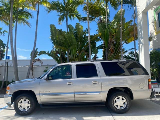 2004 Sandalwood Metallic /Neutral/Shale GMC Yukon XL SLE 1 OWNER LEATHER SUNROOF (1GKEC16Z44J) with an 5.3L Vortec 5300 V8 SFI Flex-Fuel Engine engine, Automatic transmission, located at 4701 North Dixie Hwy, Pompano Beach, FL, 33064, (954) 422-2889, 26.240938, -80.123474 - OUR WEBPAGE FLORIDACARS1.COM HAS OVER 100 PHOTOS AND FREE CARFAX LINK 2004 GMC Yukon XL 1500 SLT 1 OWNER 4 Door Wagon/Sport Utility 5.3L V8 F Flex Fuel 18 MPG Rear Wheel Drive Features ABS Brakes Air Conditioning Alloy Wheels AM/FM Stereo Automatic Transmission Cassette Player CD Audio Cloth Seats C - Photo#31