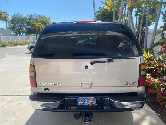 2004 Sandalwood Metallic /Neutral/Shale GMC Yukon XL SLE 1 OWNER LEATHER SUNROOF (1GKEC16Z44J) with an 5.3L Vortec 5300 V8 SFI Flex-Fuel Engine engine, Automatic transmission, located at 4701 North Dixie Hwy, Pompano Beach, FL, 33064, (954) 422-2889, 26.240938, -80.123474 - OUR WEBPAGE FLORIDACARS1.COM HAS OVER 100 PHOTOS AND FREE CARFAX LINK 2004 GMC Yukon XL 1500 SLT 1 OWNER 4 Door Wagon/Sport Utility 5.3L V8 F Flex Fuel 18 MPG Rear Wheel Drive Features ABS Brakes Air Conditioning Alloy Wheels AM/FM Stereo Automatic Transmission Cassette Player CD Audio Cloth Seats C - Photo#35