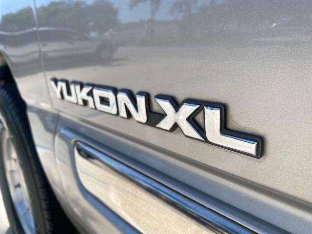 2004 Sandalwood Metallic /Neutral/Shale GMC Yukon XL SLE 1 OWNER LEATHER SUNROOF (1GKEC16Z44J) with an 5.3L Vortec 5300 V8 SFI Flex-Fuel Engine engine, Automatic transmission, located at 4701 North Dixie Hwy, Pompano Beach, FL, 33064, (954) 422-2889, 26.240938, -80.123474 - OUR WEBPAGE FLORIDACARS1.COM HAS OVER 100 PHOTOS AND FREE CARFAX LINK 2004 GMC Yukon XL 1500 SLT 1 OWNER 4 Door Wagon/Sport Utility 5.3L V8 F Flex Fuel 18 MPG Rear Wheel Drive Features ABS Brakes Air Conditioning Alloy Wheels AM/FM Stereo Automatic Transmission Cassette Player CD Audio Cloth Seats C - Photo#40