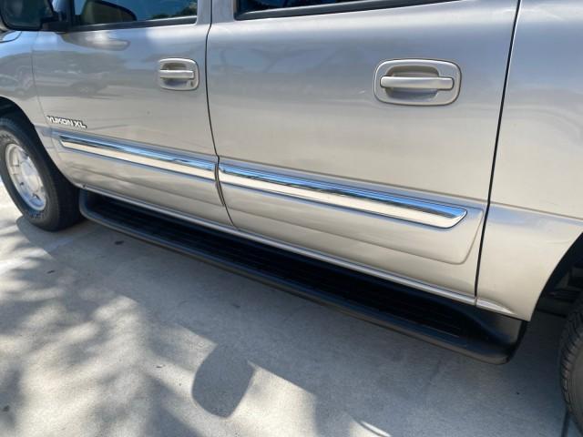 2004 Sandalwood Metallic /Neutral/Shale GMC Yukon XL SLE 1 OWNER LEATHER SUNROOF (1GKEC16Z44J) with an 5.3L Vortec 5300 V8 SFI Flex-Fuel Engine engine, Automatic transmission, located at 4701 North Dixie Hwy, Pompano Beach, FL, 33064, (954) 422-2889, 26.240938, -80.123474 - OUR WEBPAGE FLORIDACARS1.COM HAS OVER 100 PHOTOS AND FREE CARFAX LINK 2004 GMC Yukon XL 1500 SLT 1 OWNER 4 Door Wagon/Sport Utility 5.3L V8 F Flex Fuel 18 MPG Rear Wheel Drive Features ABS Brakes Air Conditioning Alloy Wheels AM/FM Stereo Automatic Transmission Cassette Player CD Audio Cloth Seats C - Photo#41