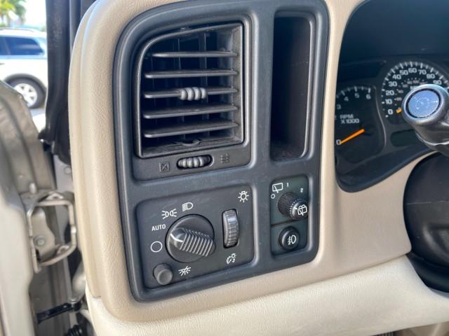 2004 Sandalwood Metallic /Neutral/Shale GMC Yukon XL SLE 1 OWNER LEATHER SUNROOF (1GKEC16Z44J) with an 5.3L Vortec 5300 V8 SFI Flex-Fuel Engine engine, Automatic transmission, located at 4701 North Dixie Hwy, Pompano Beach, FL, 33064, (954) 422-2889, 26.240938, -80.123474 - OUR WEBPAGE FLORIDACARS1.COM HAS OVER 100 PHOTOS AND FREE CARFAX LINK 2004 GMC Yukon XL 1500 SLT 1 OWNER 4 Door Wagon/Sport Utility 5.3L V8 F Flex Fuel 18 MPG Rear Wheel Drive Features ABS Brakes Air Conditioning Alloy Wheels AM/FM Stereo Automatic Transmission Cassette Player CD Audio Cloth Seats C - Photo#56