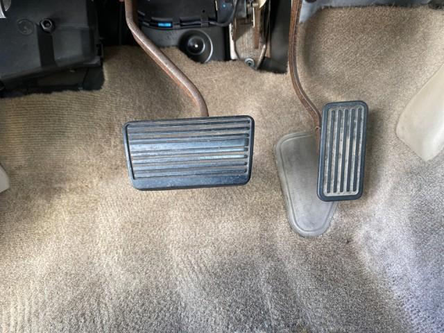 2004 Sandalwood Metallic /Neutral/Shale GMC Yukon XL SLE 1 OWNER LEATHER SUNROOF (1GKEC16Z44J) with an 5.3L Vortec 5300 V8 SFI Flex-Fuel Engine engine, Automatic transmission, located at 4701 North Dixie Hwy, Pompano Beach, FL, 33064, (954) 422-2889, 26.240938, -80.123474 - OUR WEBPAGE FLORIDACARS1.COM HAS OVER 100 PHOTOS AND FREE CARFAX LINK 2004 GMC Yukon XL 1500 SLT 1 OWNER 4 Door Wagon/Sport Utility 5.3L V8 F Flex Fuel 18 MPG Rear Wheel Drive Features ABS Brakes Air Conditioning Alloy Wheels AM/FM Stereo Automatic Transmission Cassette Player CD Audio Cloth Seats C - Photo#57