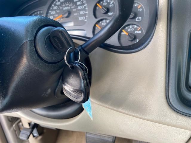 2004 Sandalwood Metallic /Neutral/Shale GMC Yukon XL SLE 1 OWNER LEATHER SUNROOF (1GKEC16Z44J) with an 5.3L Vortec 5300 V8 SFI Flex-Fuel Engine engine, Automatic transmission, located at 4701 North Dixie Hwy, Pompano Beach, FL, 33064, (954) 422-2889, 26.240938, -80.123474 - OUR WEBPAGE FLORIDACARS1.COM HAS OVER 100 PHOTOS AND FREE CARFAX LINK 2004 GMC Yukon XL 1500 SLT 1 OWNER 4 Door Wagon/Sport Utility 5.3L V8 F Flex Fuel 18 MPG Rear Wheel Drive Features ABS Brakes Air Conditioning Alloy Wheels AM/FM Stereo Automatic Transmission Cassette Player CD Audio Cloth Seats C - Photo#58