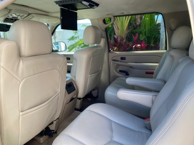 2004 Sandalwood Metallic /Neutral/Shale GMC Yukon XL SLE 1 OWNER LEATHER SUNROOF (1GKEC16Z44J) with an 5.3L Vortec 5300 V8 SFI Flex-Fuel Engine engine, Automatic transmission, located at 4701 North Dixie Hwy, Pompano Beach, FL, 33064, (954) 422-2889, 26.240938, -80.123474 - OUR WEBPAGE FLORIDACARS1.COM HAS OVER 100 PHOTOS AND FREE CARFAX LINK 2004 GMC Yukon XL 1500 SLT 1 OWNER 4 Door Wagon/Sport Utility 5.3L V8 F Flex Fuel 18 MPG Rear Wheel Drive Features ABS Brakes Air Conditioning Alloy Wheels AM/FM Stereo Automatic Transmission Cassette Player CD Audio Cloth Seats C - Photo#81