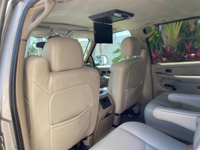 2004 Sandalwood Metallic /Neutral/Shale GMC Yukon XL SLE 1 OWNER LEATHER SUNROOF (1GKEC16Z44J) with an 5.3L Vortec 5300 V8 SFI Flex-Fuel Engine engine, Automatic transmission, located at 4701 North Dixie Hwy, Pompano Beach, FL, 33064, (954) 422-2889, 26.240938, -80.123474 - OUR WEBPAGE FLORIDACARS1.COM HAS OVER 100 PHOTOS AND FREE CARFAX LINK 2004 GMC Yukon XL 1500 SLT 1 OWNER 4 Door Wagon/Sport Utility 5.3L V8 F Flex Fuel 18 MPG Rear Wheel Drive Features ABS Brakes Air Conditioning Alloy Wheels AM/FM Stereo Automatic Transmission Cassette Player CD Audio Cloth Seats C - Photo#83