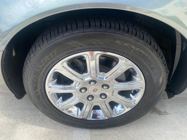 2008 Titanium ChromaFlair /Titanium Cadillac DTS LOW MILES 41,600 w/1SC (1G6KD57Y18U) with an Northstar 4.6L DOHC V8 Engine engine, Automatic transmission, located at 4701 North Dixie Hwy, Pompano Beach, FL, 33064, (954) 422-2889, 26.240938, -80.123474 - OUR WEBPAGE FLORIDACARS1.COM HAS OVER 100 PHOTOS AND FREE CARFAX LINK 2008 Cadillac DTS LOADED LEATHER NON SMOKER ORIGINAL PRICE $41,970 Sedan 4 DR 4.6L V8 F Gasoline 23 MPG Front Wheel Drive Features A/C Seat(s) ABS Brakes Air Conditioning Alloy Wheels AM/FM Stereo Automatic Transmission Blind Spot - Photo#19