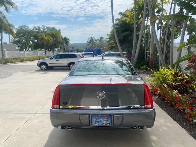 2008 Titanium ChromaFlair /Titanium Cadillac DTS LOW MILES 41,600 w/1SC (1G6KD57Y18U) with an Northstar 4.6L DOHC V8 Engine engine, Automatic transmission, located at 4701 North Dixie Hwy, Pompano Beach, FL, 33064, (954) 422-2889, 26.240938, -80.123474 - OUR WEBPAGE FLORIDACARS1.COM HAS OVER 100 PHOTOS AND FREE CARFAX LINK 2008 Cadillac DTS LOADED LEATHER NON SMOKER ORIGINAL PRICE $41,970 Sedan 4 DR 4.6L V8 F Gasoline 23 MPG Front Wheel Drive Features A/C Seat(s) ABS Brakes Air Conditioning Alloy Wheels AM/FM Stereo Automatic Transmission Blind Spot - Photo#34