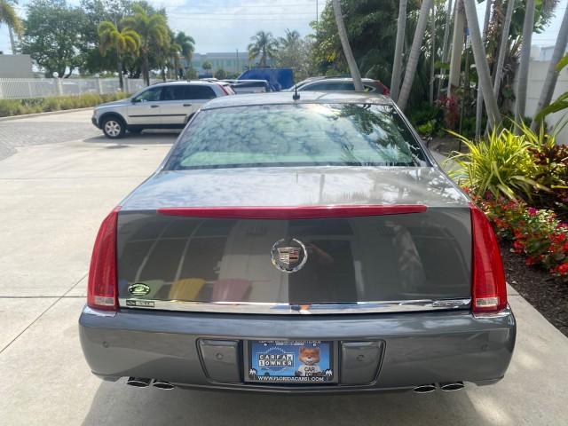 2008 Titanium ChromaFlair /Titanium Cadillac DTS LOW MILES 41,600 w/1SC (1G6KD57Y18U) with an Northstar 4.6L DOHC V8 Engine engine, Automatic transmission, located at 4701 North Dixie Hwy, Pompano Beach, FL, 33064, (954) 422-2889, 26.240938, -80.123474 - OUR WEBPAGE FLORIDACARS1.COM HAS OVER 100 PHOTOS AND FREE CARFAX LINK 2008 Cadillac DTS LOADED LEATHER NON SMOKER ORIGINAL PRICE $41,970 Sedan 4 DR 4.6L V8 F Gasoline 23 MPG Front Wheel Drive Features A/C Seat(s) ABS Brakes Air Conditioning Alloy Wheels AM/FM Stereo Automatic Transmission Blind Spot - Photo#35