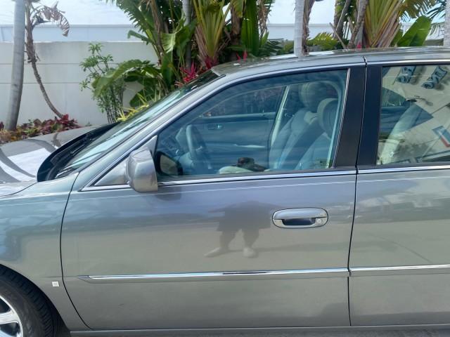 2008 Titanium ChromaFlair /Titanium Cadillac DTS LOW MILES 41,600 w/1SC (1G6KD57Y18U) with an Northstar 4.6L DOHC V8 Engine engine, Automatic transmission, located at 4701 North Dixie Hwy, Pompano Beach, FL, 33064, (954) 422-2889, 26.240938, -80.123474 - OUR WEBPAGE FLORIDACARS1.COM HAS OVER 100 PHOTOS AND FREE CARFAX LINK 2008 Cadillac DTS LOADED LEATHER NON SMOKER ORIGINAL PRICE $41,970 Sedan 4 DR 4.6L V8 F Gasoline 23 MPG Front Wheel Drive Features A/C Seat(s) ABS Brakes Air Conditioning Alloy Wheels AM/FM Stereo Automatic Transmission Blind Spot - Photo#37