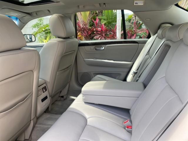 2008 Titanium ChromaFlair /Titanium Cadillac DTS LOW MILES 41,600 w/1SC (1G6KD57Y18U) with an Northstar 4.6L DOHC V8 Engine engine, Automatic transmission, located at 4701 North Dixie Hwy, Pompano Beach, FL, 33064, (954) 422-2889, 26.240938, -80.123474 - OUR WEBPAGE FLORIDACARS1.COM HAS OVER 100 PHOTOS AND FREE CARFAX LINK 2008 Cadillac DTS LOADED LEATHER NON SMOKER ORIGINAL PRICE $41,970 Sedan 4 DR 4.6L V8 F Gasoline 23 MPG Front Wheel Drive Features A/C Seat(s) ABS Brakes Air Conditioning Alloy Wheels AM/FM Stereo Automatic Transmission Blind Spot - Photo#77