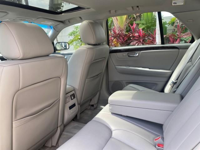 2008 Titanium ChromaFlair /Titanium Cadillac DTS LOW MILES 41,600 w/1SC (1G6KD57Y18U) with an Northstar 4.6L DOHC V8 Engine engine, Automatic transmission, located at 4701 North Dixie Hwy, Pompano Beach, FL, 33064, (954) 422-2889, 26.240938, -80.123474 - OUR WEBPAGE FLORIDACARS1.COM HAS OVER 100 PHOTOS AND FREE CARFAX LINK 2008 Cadillac DTS LOADED LEATHER NON SMOKER ORIGINAL PRICE $41,970 Sedan 4 DR 4.6L V8 F Gasoline 23 MPG Front Wheel Drive Features A/C Seat(s) ABS Brakes Air Conditioning Alloy Wheels AM/FM Stereo Automatic Transmission Blind Spot - Photo#78