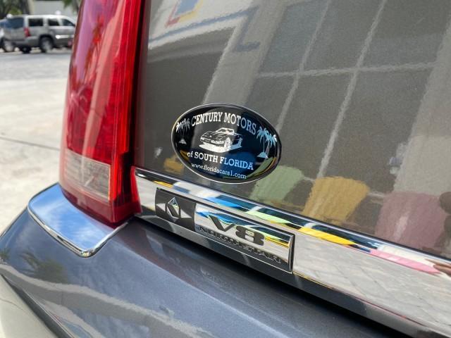 2008 Titanium ChromaFlair /Titanium Cadillac DTS LOW MILES 41,600 w/1SC (1G6KD57Y18U) with an Northstar 4.6L DOHC V8 Engine engine, Automatic transmission, located at 4701 North Dixie Hwy, Pompano Beach, FL, 33064, (954) 422-2889, 26.240938, -80.123474 - OUR WEBPAGE FLORIDACARS1.COM HAS OVER 100 PHOTOS AND FREE CARFAX LINK 2008 Cadillac DTS LOADED LEATHER NON SMOKER ORIGINAL PRICE $41,970 Sedan 4 DR 4.6L V8 F Gasoline 23 MPG Front Wheel Drive Features A/C Seat(s) ABS Brakes Air Conditioning Alloy Wheels AM/FM Stereo Automatic Transmission Blind Spot - Photo#93