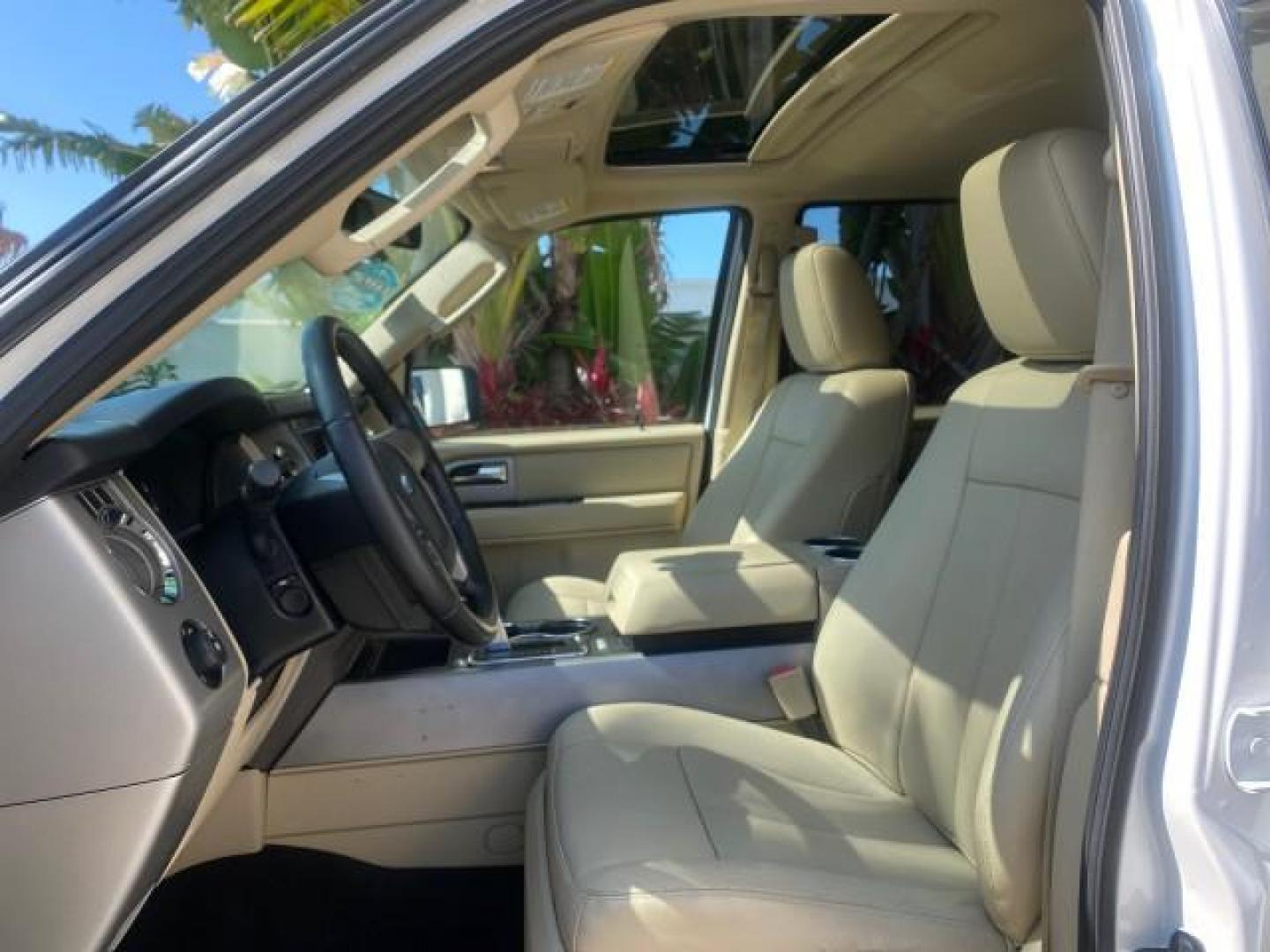 2017 Oxford White /Dune Ford Expedition EL Limited 4WD LOW MILES 75284 (1FMJK2AT3HE) with an 3.5L V6 Cylinder Engine engine, Automatic transmission, located at 4701 North Dixie Hwy, Pompano Beach, FL, 33064, (954) 422-2889, 26.240938, -80.123474 - OUR WEBPAGE FLORIDACARS1.COM HAS OVER 100 PHOTOS AND FREE CARFAX LINK 2017 Ford Expedition EL Limited 4WD 4 Door Wagon/Sport Utility 3.5L V6 F DOHC 24V Gasoline Rear Wheel Drive w/ 4X4 Features 20 Inch Plus Wheels 4WD/AWD A/C Seat(s) ABS Brakes Air Conditioning Alloy Wheels AM/FM Stereo Android Auto - Photo#44